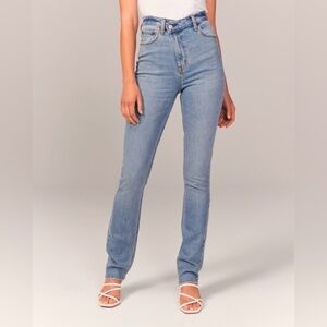 Abercrombie & Fitch 90’s Slim Straight Ultra High Rise Jeans- Curve Love- Long